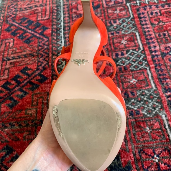 Gorgeous Prada heels - Picture 13 of 16